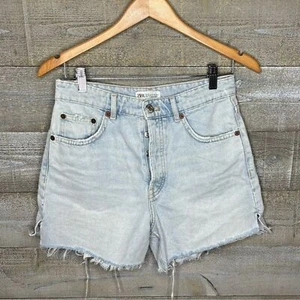 Zara size 6 high waisted button fly light wash mom denim jean shorts distressed - Picture 1 of 4