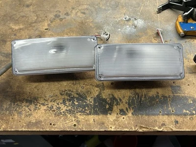 Whelen 700 Load/Flood Halogen Lights, Pair (2) - Изображение 1 из 3