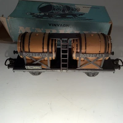 VTG Marklin HO 4510 Bordeaux Wine Barrels on Flat Car In The Original Blue Box - Image 1 of 4