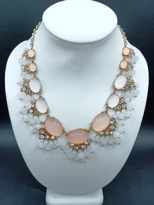 Colar estilo vintage Moonglow Lucite rosa branco cabine miçangas penduradas cristal - Imagem 1 de 4