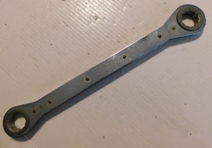 PROTO BOX END 12 POINT RATCHET WRENCH 1" - 1 1/16" - Picture 1 of 3