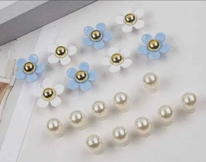 18 PC PRETTY BLUE FLOWER AND PEARLS SHOE CHARMS for Crocs - Picture 1 of 1