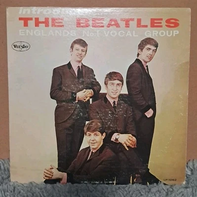 INTRODUCING THE BEATLES - England's No. 1 Vocal Group - VeeJay - VJLP 1062 - Image 1 of 4
