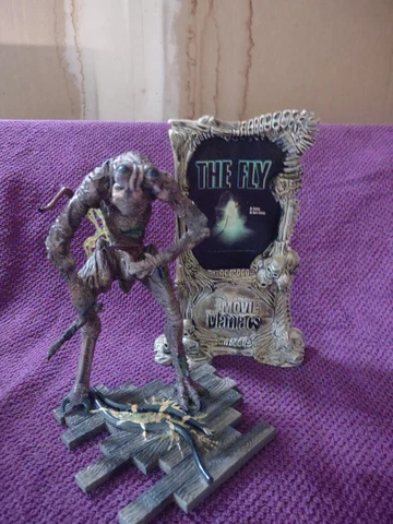 MacFarlane Toys Movie Maniacs The Fly Figure Cover