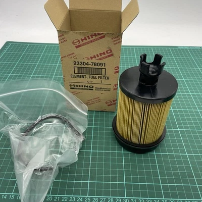 23304-78091 Hino 165 to 195 to 2021 OEM Genuine ELEMENT SUB-ASSY FUEL FILTER NOS - Image 1 of 4