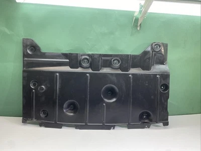 2011-2014 Chrysler 300C MK2 3.0 CRD Rear Underbody Cover 57010398AA - Image 1 of 4