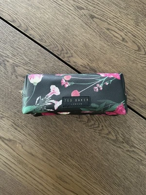 Ted Baker London Floral Makeup Travel Zip Bag Cosmetics Case Used - Image 1 of 4