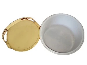 Tupperware Cake Carrier Container Harvest Gold 1256-5 1257-5 With Harvest Handle - Picture 1 of 3