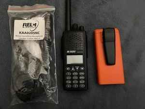 BendixKing KNG-P150 Portable Two-Way Radio P25 With Mic And AA Battery Complete - Zdjęcie 1 z 12