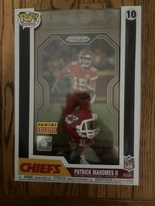 FUNKO POP! PATRICK MAHOMES GOLD PRIZM TRADING CARD! PANINI EXCLUSIVE! #10 - Picture 1 of 8