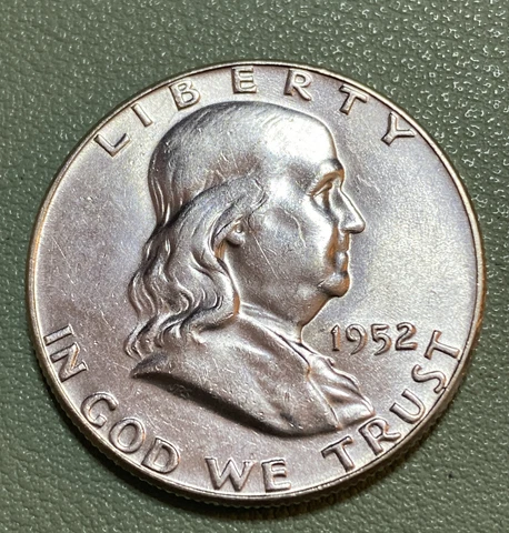 1952 Ben Franklin Half Dollar - 90% Silver U.S. Coin Details Cover