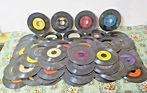 Lot of 80 45s / 7" Singles of 50s / 60s Pop/Top  Hits Many Different Artists - Imagen 1 de 10