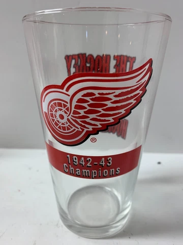 DETROIT RED WINGS 1942-1943 Stanley Cup Champions 16oz Beer Glass Cover