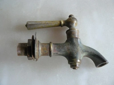 Ancien robinet en laiton  ou bronze - Photo 1/4