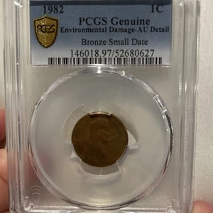 1982 Small Date Copper Penny - Picture 1 of 15