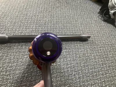 Dyson V15 Detect Absolute Cordless Vacuum Cleaner Handheld SV22 - Image 1 of 4