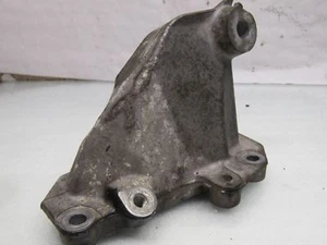 Mercedes Clase E 98-00 2.4 V6 M112 E240 NS Soporte de montaje del motor lado izquierdo - Imagen 1 de 4