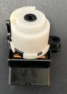 Wells 1S6392 NEW Ignition Starter Switch - Picture 1 of 6