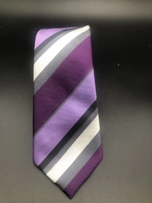 MARCA Q Corbata Etiqueta Roja Para Hombre Lila Púrpura Gris Blanco Rayas Clásica 💯 Seda Foto 1 de 4