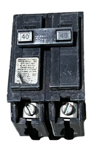 Square D Homeline HOM240 2 Pole 40 Amp 120 240V Plug In Type HOM Circuit Breaker - Picture 1 of 5