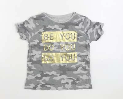 Primark Boys Grey Camouflage Cotton blend T-Shirt Size 8-9 Years Pull - Image 1 of 4