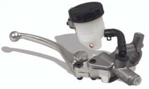 MCB58 NISSIN POMPA FRENO ANTERIORE ASSIALE 5/8 Ø15,8 LEVA ARGENTO - Foto 1 di 1