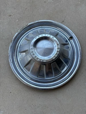 Pontiac GTO 1964 cubierta de rueda Foto 1 de 4