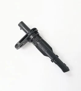 GM Genuine Parts Engine Crankshaft Position Sensor 55507118 for Buick 2019-2022 - Picture 1 of 7