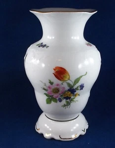 ADC Thuringia Germany Porcelain Vase With Roses Tulips Floral Gold Decoration - Picture 1 of 8