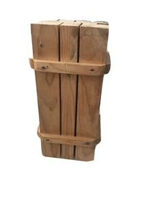 Knives Wood Block - Picture 1 of 5