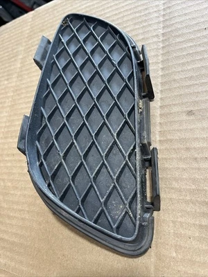 日产正品英菲尼迪 G37 Coupe 08-10 雾灯盖装饰右原始设备制造商 — 第 1/3 张图片