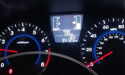 2015-2017 Accent OE Speedometer Gauge Cluster 34K Miles Hyundai - Image 1 of 4