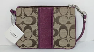 Muñequera pequeña Coach nueva con etiquetas F49174 Signature plateada/caqui/passion berry - Imagen 1 de 14