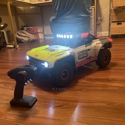 Ford Bronco RTR EB sin escobillas FMS 1:7 4x4 RS - FMS10702RS25 con sonido ess dual+ Foto 1 de 4