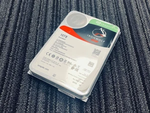 FAULTY 10TB Seagate Ironwolf 3.5" NAS Hard Drive ST10000VN0008 7200RPM - Picture 1 of 2