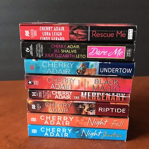 Lot: 8 Cherry Adair Romantic Suspense Books Adult Fiction Romance Paperbacks - Imagen 1 de 9
