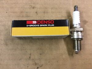 New Denso W16EPR-U10 3022 Spark Plug - QTY 2