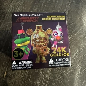 Five Nights At Freddys Security Breach GLOW BAG HANGER - Picture 1 of 4