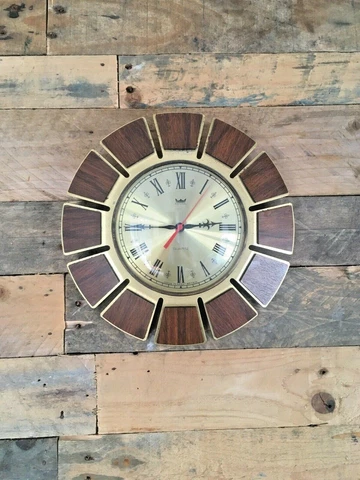 MID CENTURY MODERN 60'S SMITHS ASTRAL SUNBURST TEAK LOOK WALL CLOCK RETRO 70'S Cover