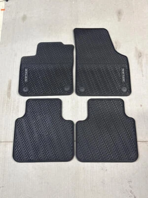 Juego de 4 alfombrillas de goma Volkswagen Atlas 2018-2019 OEM EUC 3cn.061.550.041 Foto 1 de 4