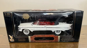 Road Signature 1/18 Diecast 1961 Imperial Crown Convertible White - Picture 1 of 13