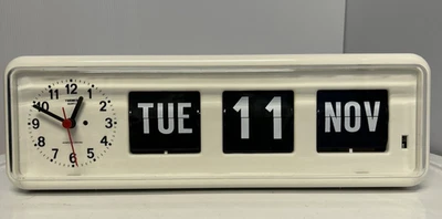 Twemco BQ-38 Flip Clock Calendar White Desk Wall TESTED and Exterior Cleaned - Image 1 of 4