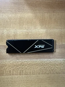XPG GAMMIX S70 BLADE 1TB PCIe M.2 Internal SSD PS5 (AGAMMIXS70B-1T-CS) - Afbeelding 1 van 2