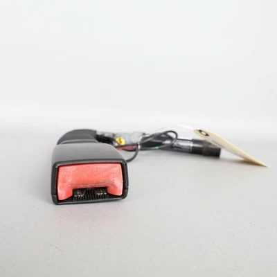 BMW 528i 535i 545i 550i M5 Right Front Seat Belt Buckle 72117210888 OEM Used — 第 1/4 张图片