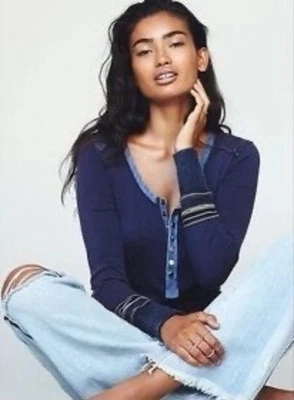 Free People 蓝色懒散暴露针饰亨利上衣 | Boho Grunge S — 第 1/4 张图片