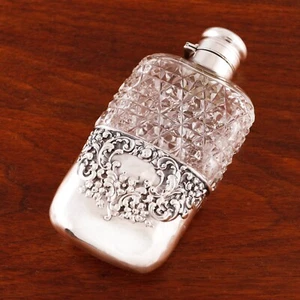 FRASCO DE PLATA ESTERLINA VICTORIANO CON PERGAMINO DE TAZA EXTRAÍBLE 1872-1914 - Imagen 1 de 8