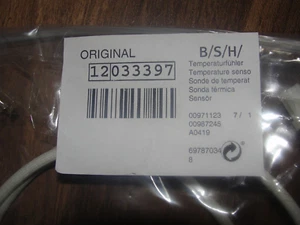 BOSCH 12033397 TEMPERATURE SENSOR NEW UNOPENED BAG OEM - Picture 1 of 3