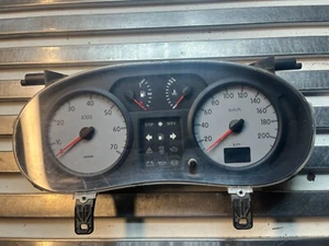 TACHOEINHEIT KMH - Renault KANGOO I (F/KC0) * 2004 P8200176652B #226864 - Picture 1 of 9