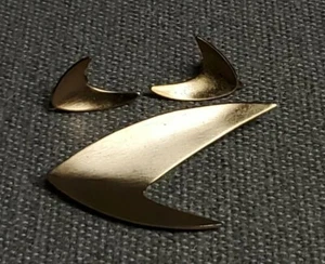 VINTAGE Signed KIM Chevron V  BRASS PIN BROOCH & EARRINGS Mid Century MCM - Picture 1 of 7