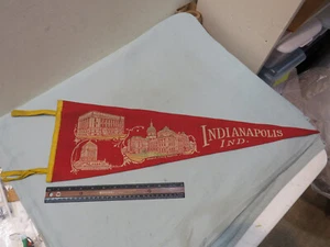Pennant vintage in feltro Indianapolis Indiana, municipio, Campidoglio di Stato, mem di guerra - Foto 1 di 3